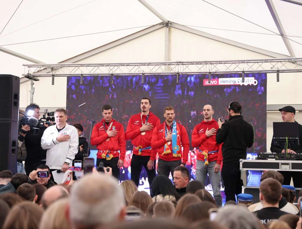 Ljubuški s ponosom dočekao svoje rukometne junake